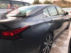 نيسان ألتيما